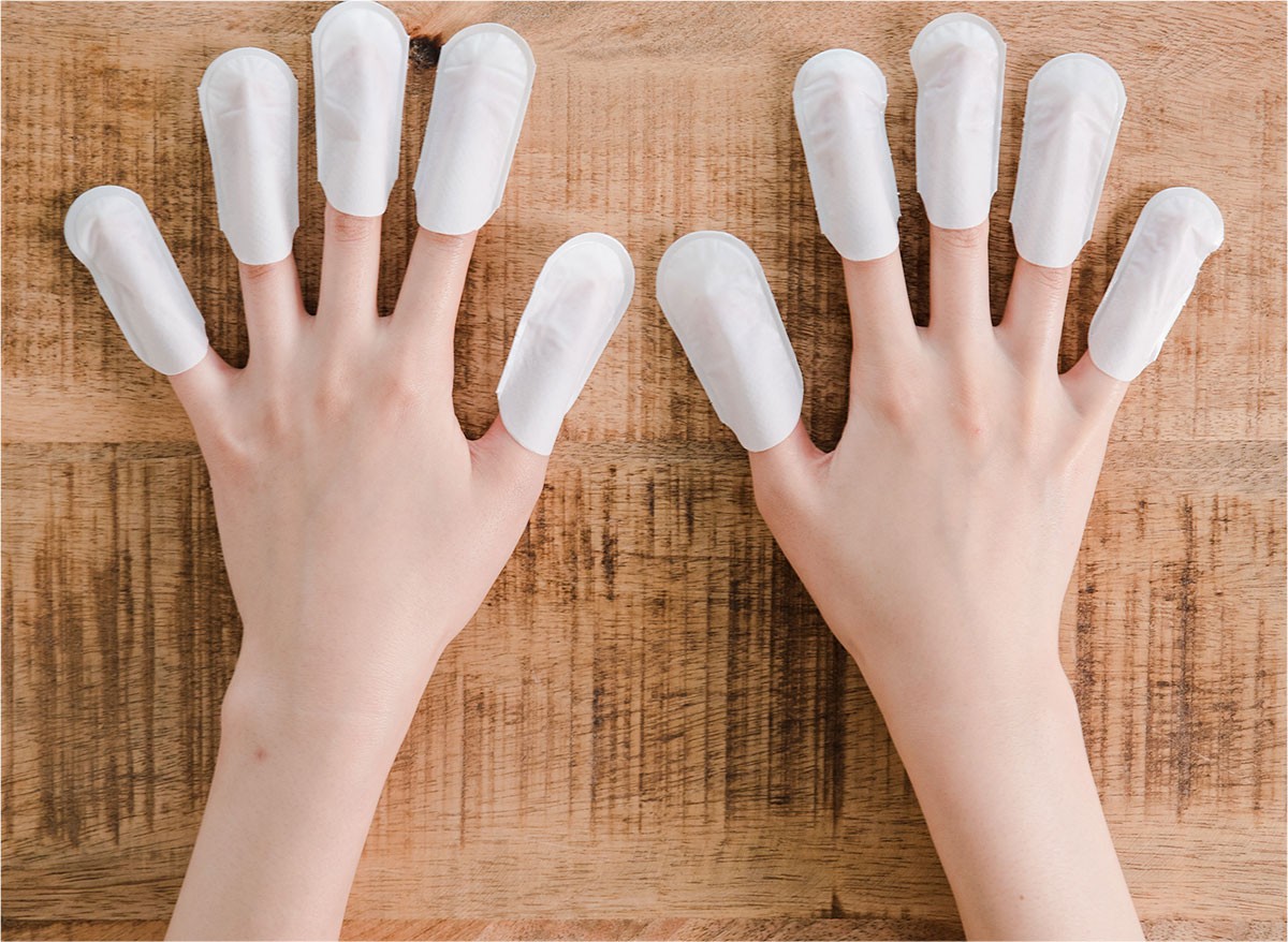Cómo preparar las uñas antes de la manicura  Kissbel